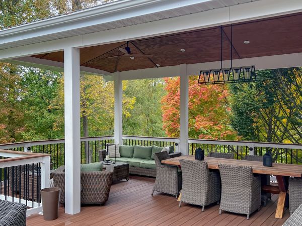 Deck Enclosure Construction in Eugene